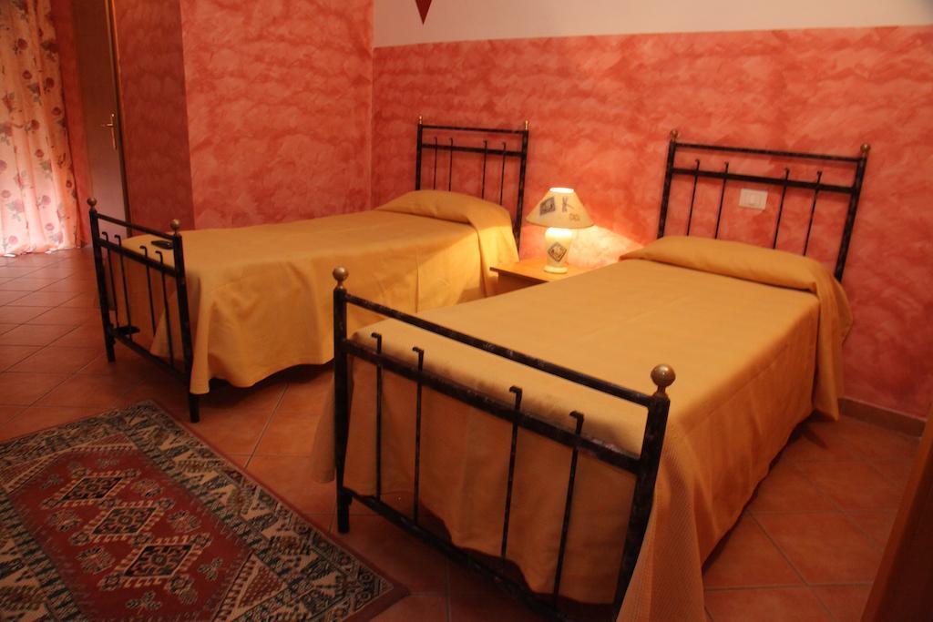 B&B Rinascente Paola Buitenkant foto